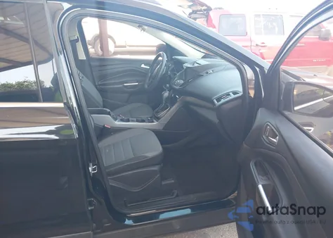 2013 Ford Escape Se z USA, uszkodzony, nr VIN 1FMCU0GX5DUB81935